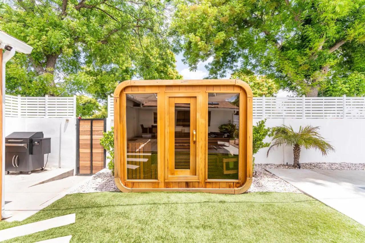 New Luxury Entertaining House With Pool Spa Sauna Tesla Charger Pets Los Angeles Exterior photo