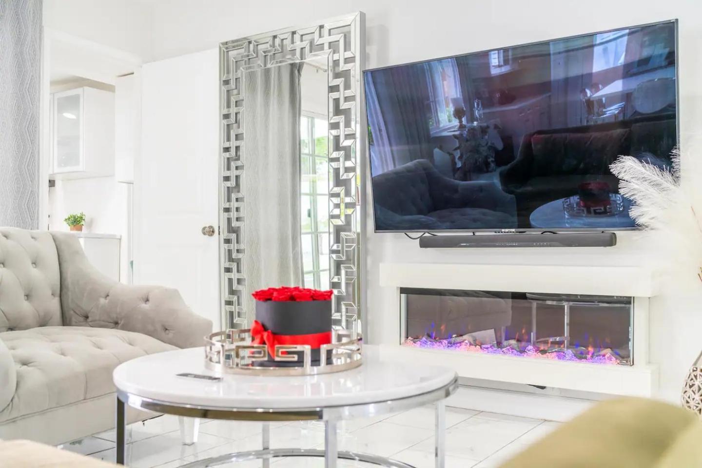 New Luxury Entertaining House With Pool Spa Sauna Tesla Charger Pets Los Angeles Exterior photo