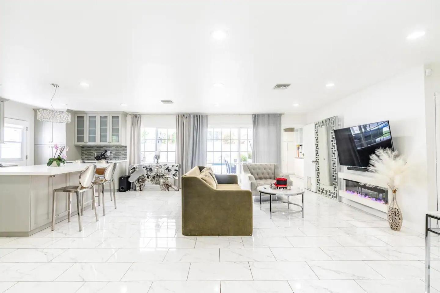 New Luxury Entertaining House With Pool Spa Sauna Tesla Charger Pets Los Angeles Exterior photo